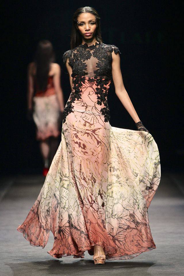 Vaérie Ayena, Miss-Cameroon 2013